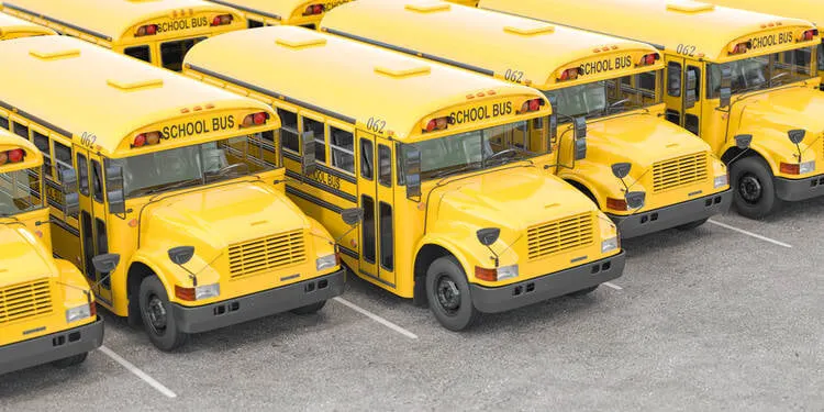 How To Start a School Bus Shuttle Business